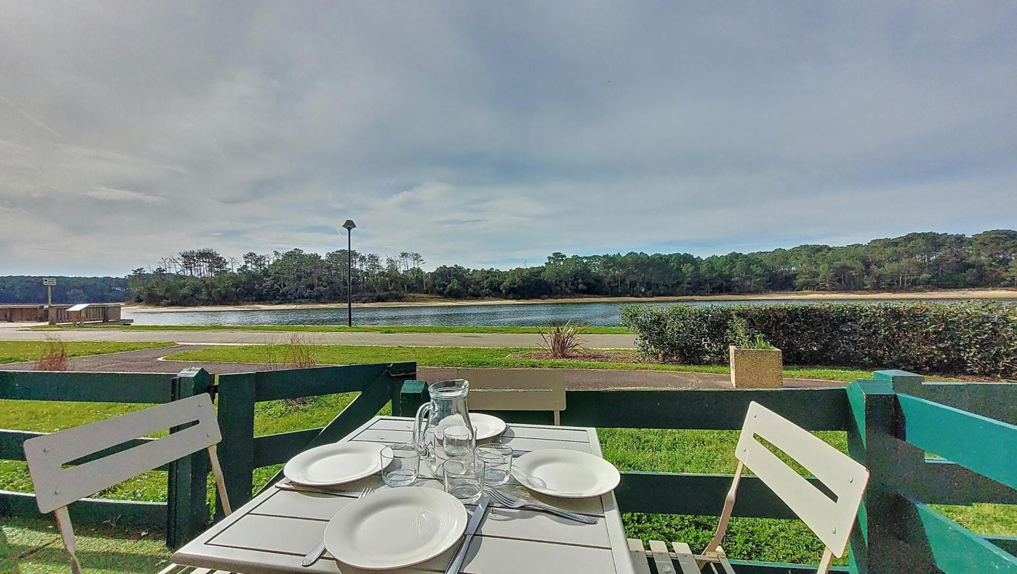 S- Lac 02-Soustons Appartement 4 Personnes Au Bord Du Lac Marin วิเยอซ์-บูโก-เลส์-แบ็งส์ ภายนอก รูปภาพ