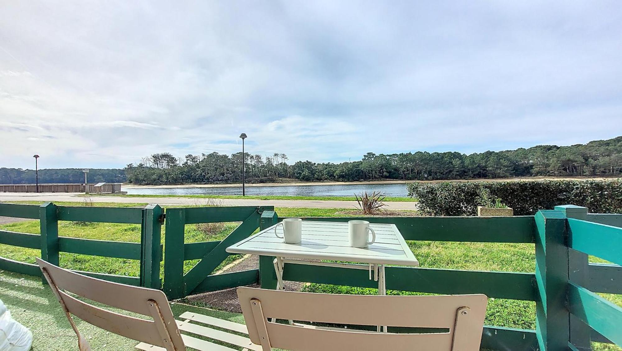 S- Lac 02-Soustons Appartement 4 Personnes Au Bord Du Lac Marin วิเยอซ์-บูโก-เลส์-แบ็งส์ ภายนอก รูปภาพ